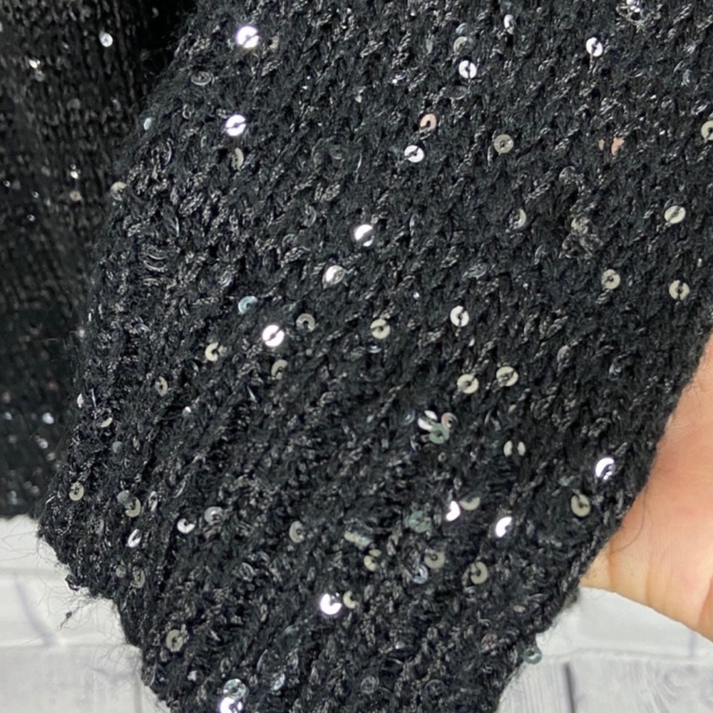 Forever 21 Woman’s Black Loose Knit Sparkle Sweater - Picture 10 of 14